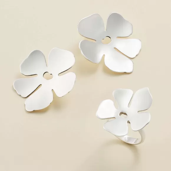 Sale James Avery Artisan Jewelry Floral Silhouette Earrings
